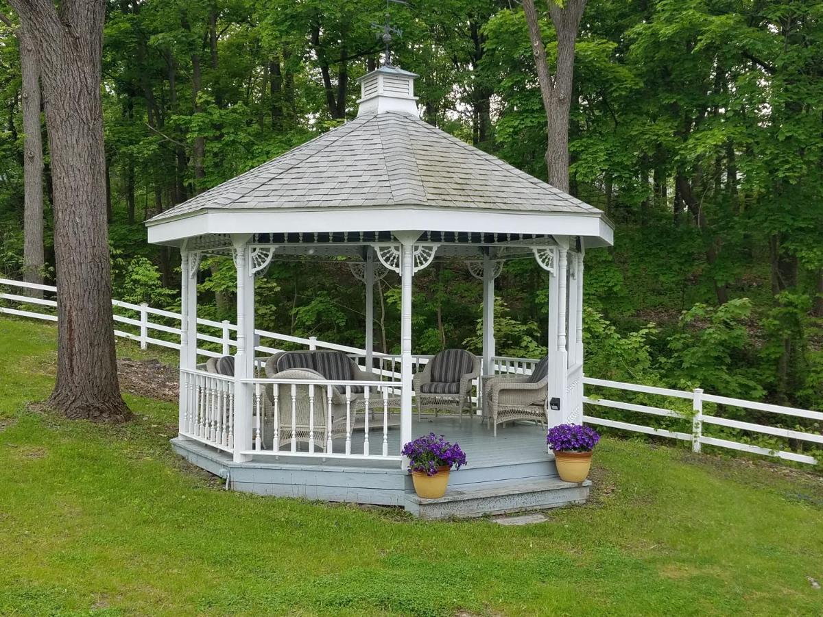 Hudson Manor Bed & Breakfast Watkins Glen Exterior photo